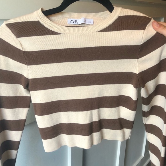✨2 for $25✨ Zara Striped Long Sleeve Crop Top! - Picture 1 of 3